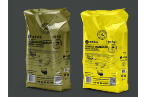 Porównanie węgla groszek Jowisz i Ekosun Premium w workach – suchy ekogroszek od PW Atex w nowoczesnej kotłowni.