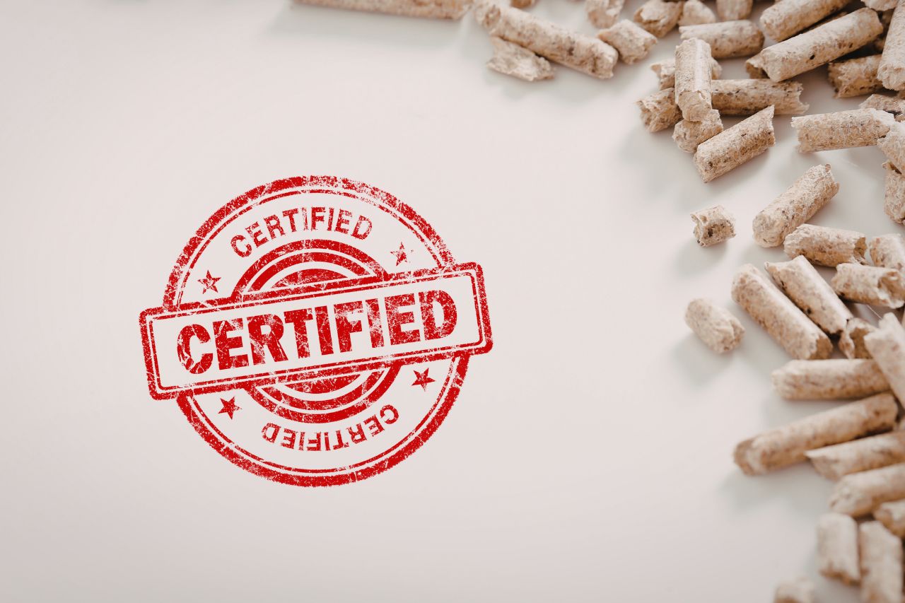 Pellet klasy A1 - czym jest i czym się wyróżnia? 